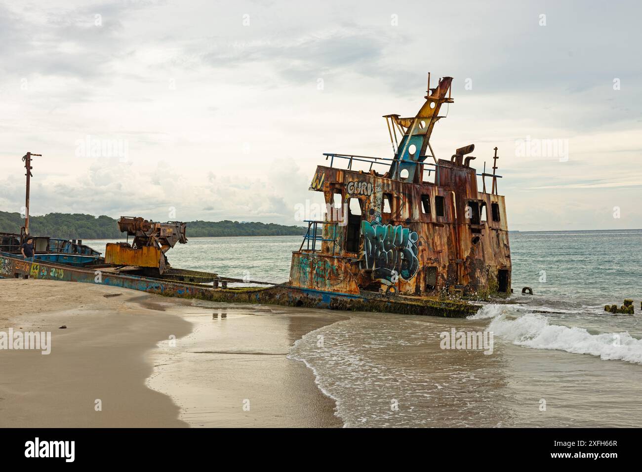 Yicel Schiffswrack am Strand von Manzanillo Stockfoto