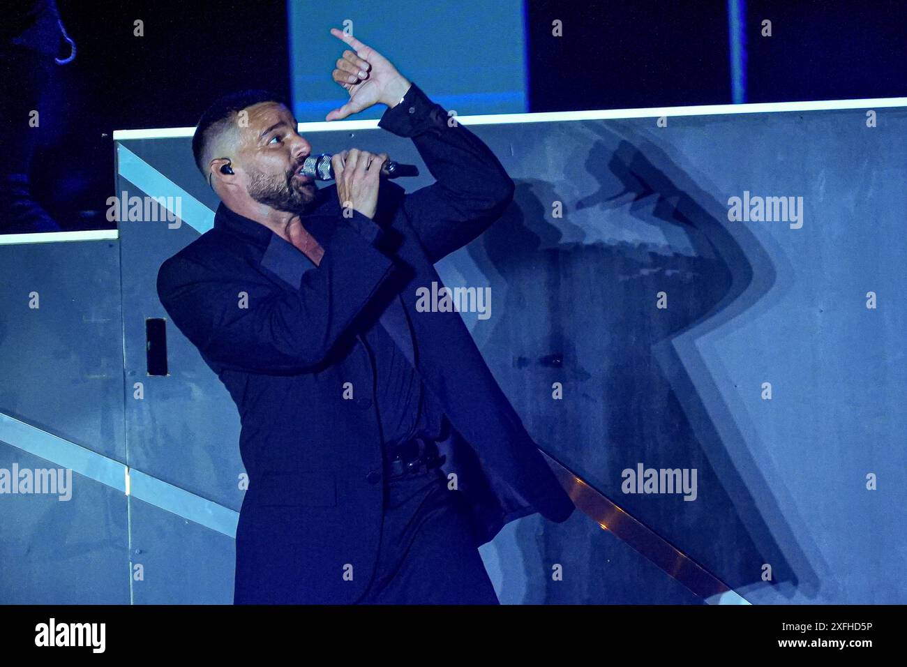 Ricky Martin during his concert at Icónica Santalucía Sevilla Fest, July 3, 2024, in Seville, Andalusia (Spain). Ricky Martin kicked off his long-awaited Spanish tour this Wednesday at the Icónica Santalucía Sevilla Fest. The famous Puerto Rican singer will kick off his tour of the country with a concert in Seville, where he will present his greatest hits and new songs. 03 JULY 2024 Francisco J. Olmo / Europa Press 07/03/2024 (Europa Press via AP) Stockfoto