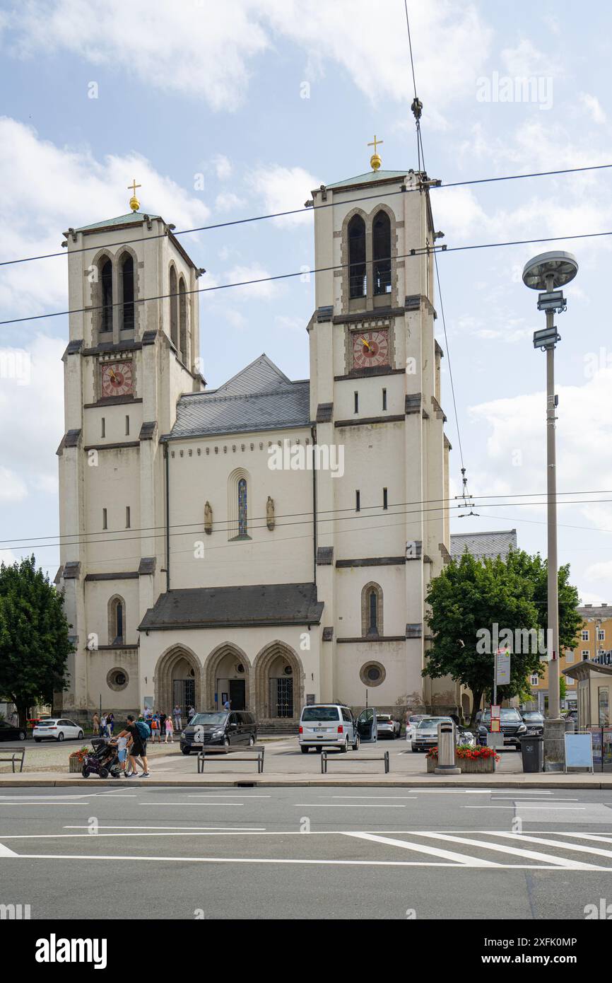 Salzburg, Österreich. 30. Juni 2024. Außenansicht der Andreaskirche im Stadtzentrum Stockfoto Salzburg, Österreich. 30. Juni 2024. Außenansicht der Andreaskirche im Stadtzentrum Stockfoto