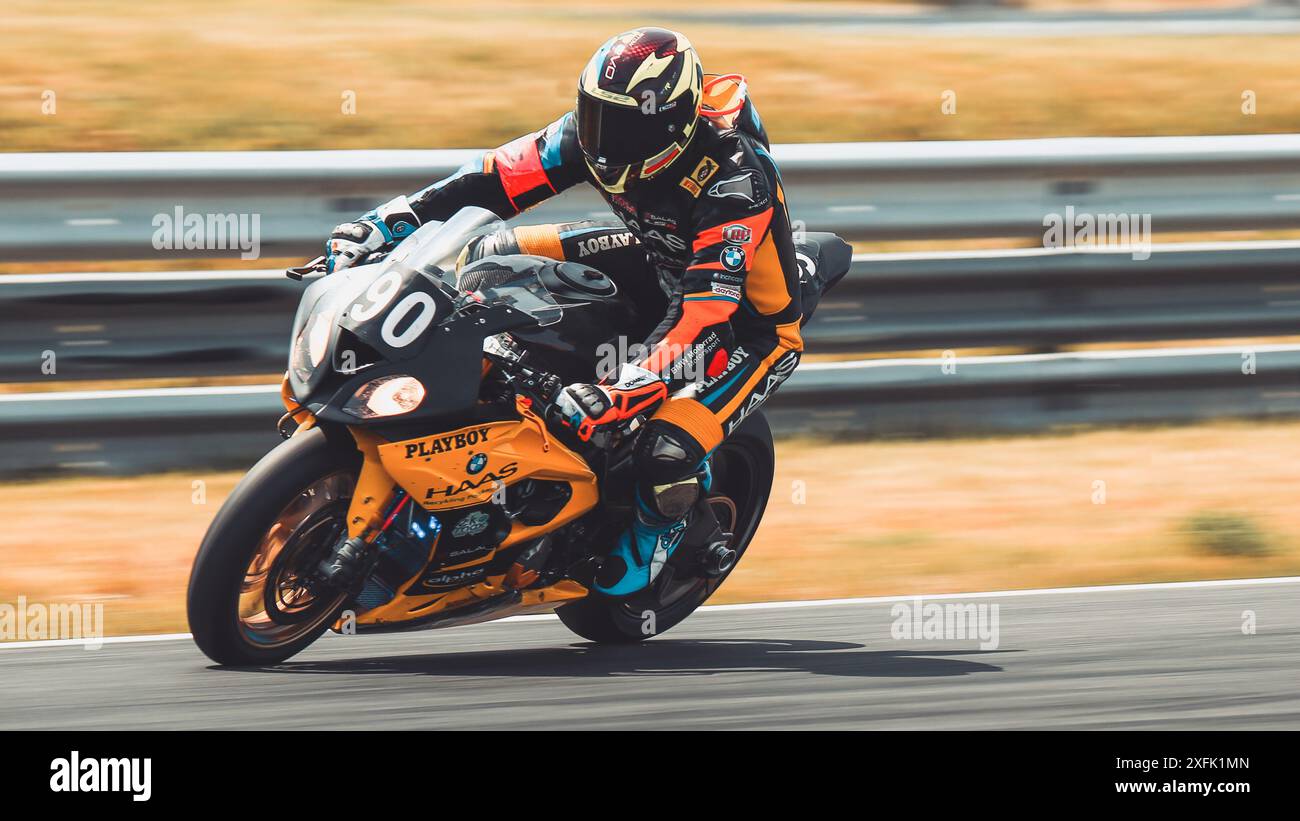 Oschersleben, Deutschland, 09. Juni 2019: BMW S1000RR vom Team LRP Polen tritt an der FIM Langstrecken-Weltmeisterschaft in der Motorsport Arena an Stockfoto