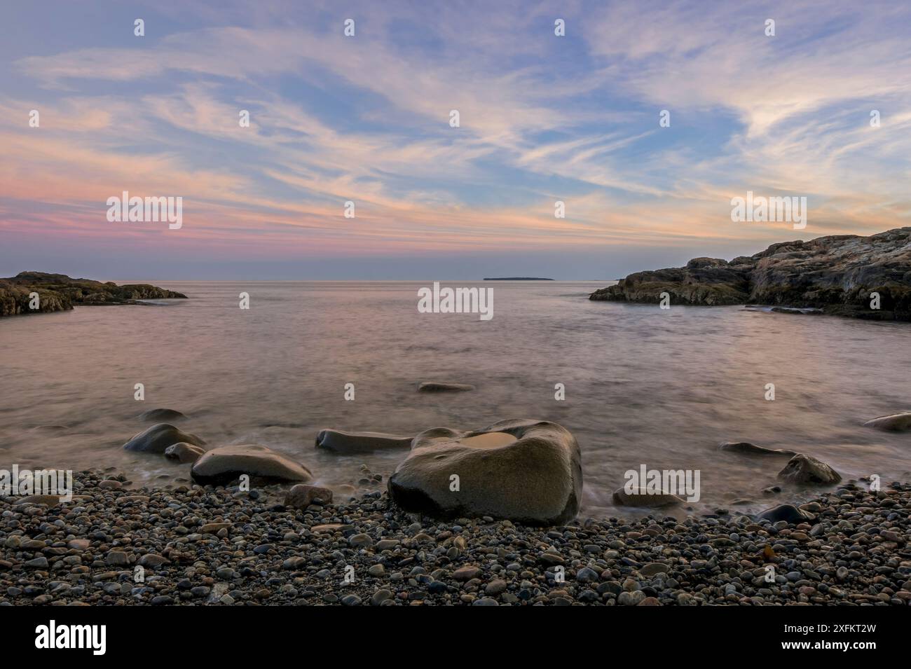 Wenig Jäger Strand bei Sonnenuntergang, Acadia National Park, Maine, USA. Stockfoto