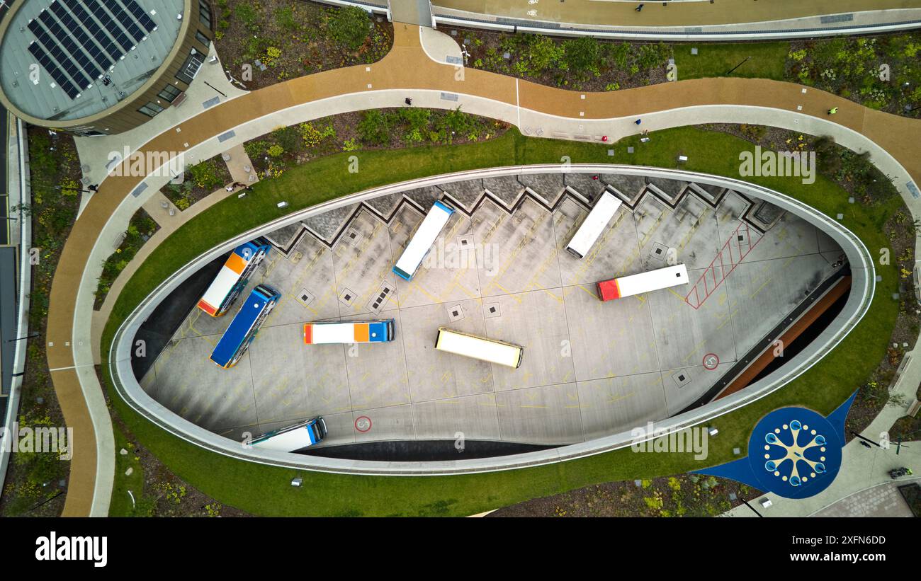 Stockport Interchange Bushaltestelle mit Viaduct Park auf dem Dach Stockfoto