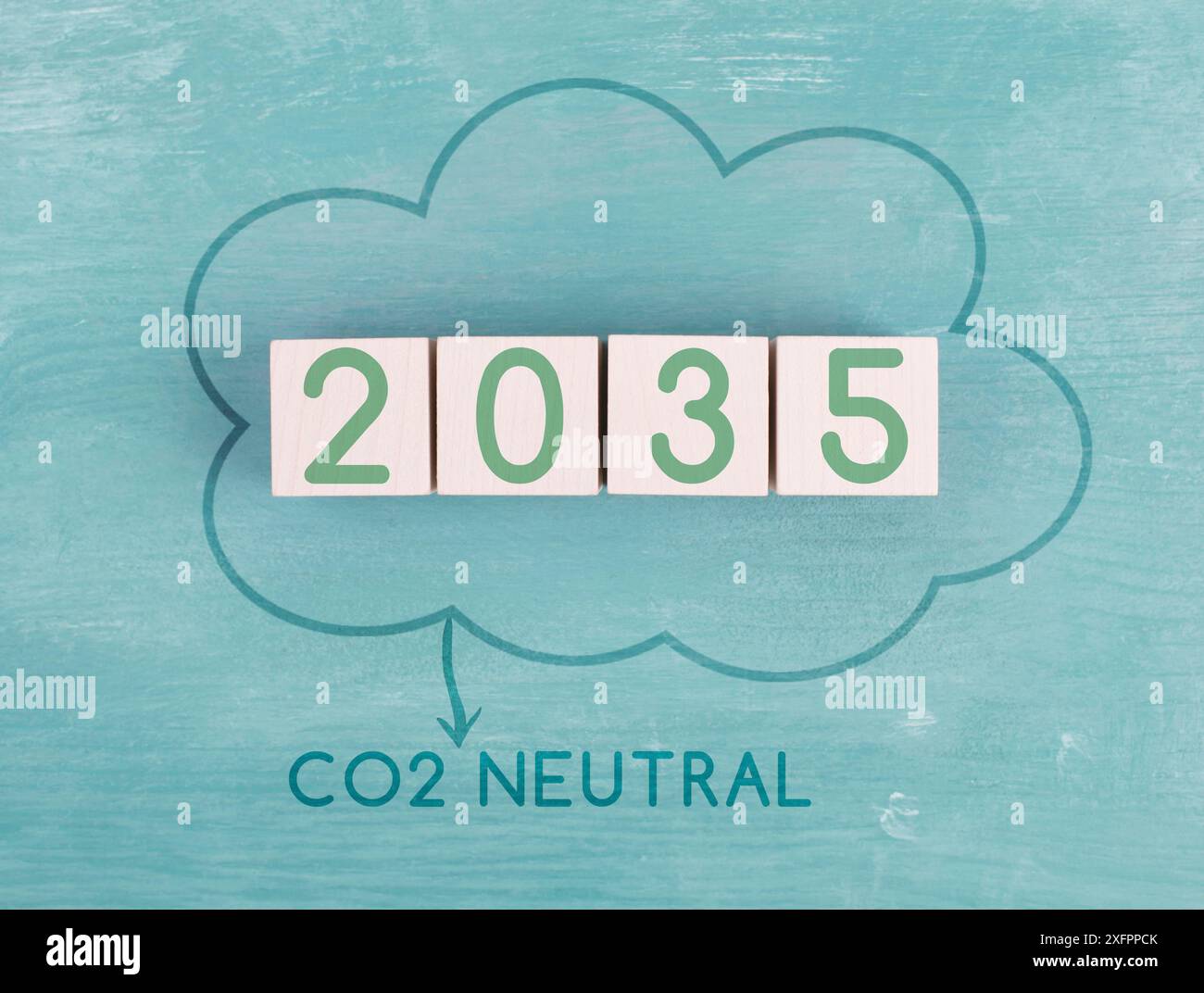 CO2-neutral bis 2035, umweltfreundliche Energie, Reduzierung der CO2-Emissionen, nachhaltige erneuerbare Elektrizität, Umweltschutz, ökologischer Lebensstil Stockfoto