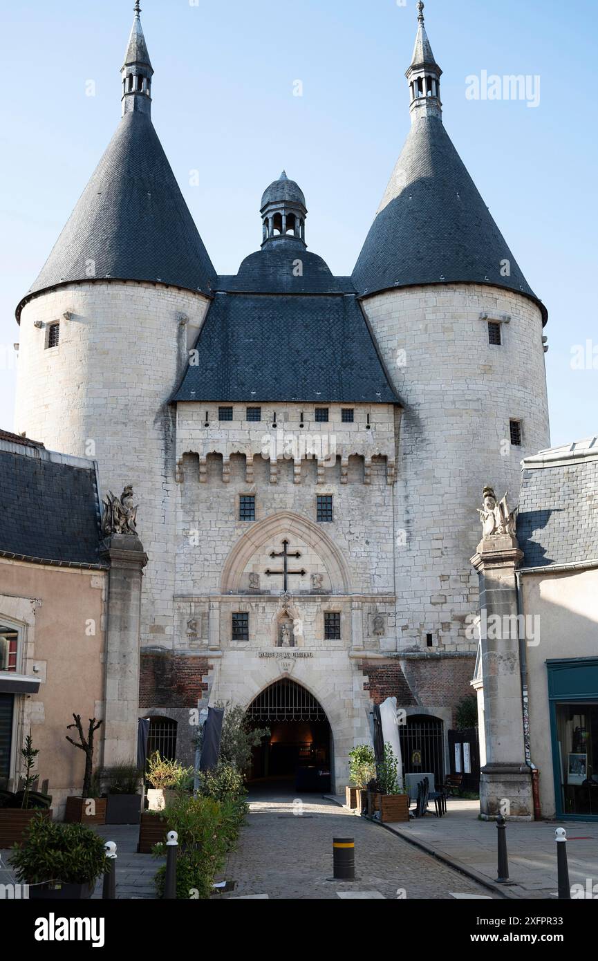 Porte de la Craffe in Nancy, Frankreich., mittelalterliches historisches Tor in der Stadt, Departement lorraine Stockfoto