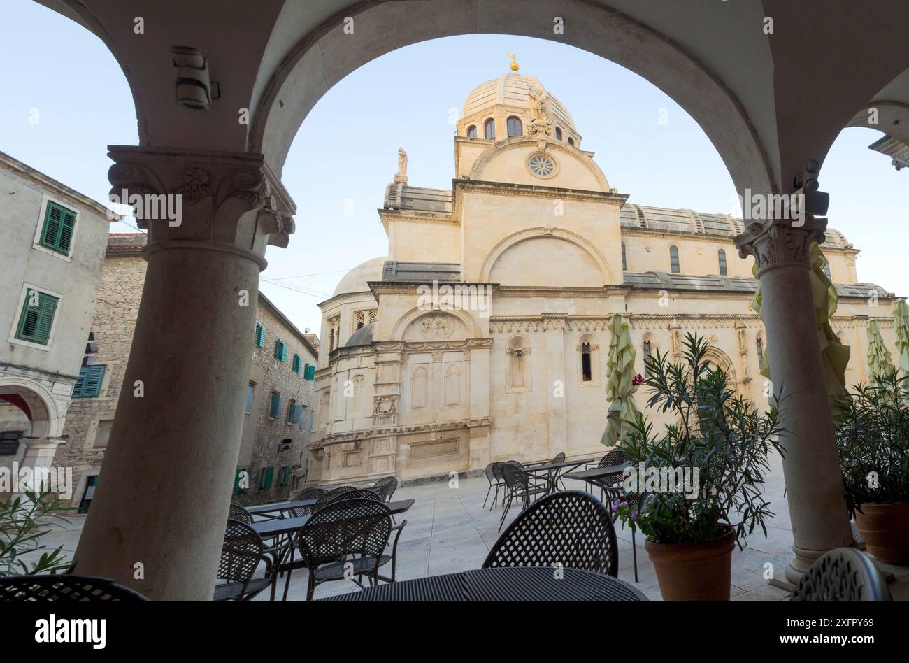 Die Altstadt von Sibennik in Dalmatien, Kroatien an der Adriaküste. Die Kathedrale von St. James Stockfoto