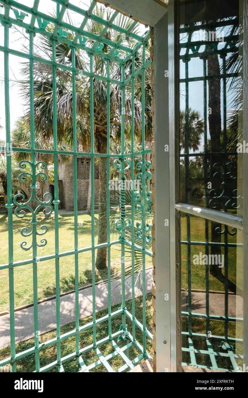 Das Innere von Atalaya, Heimat des amerikanischen Hispanisten Archer M. Huntington und der Bildhauerin Anna Huntington, Murrells Inlet, South Carolina, USA Stockfoto