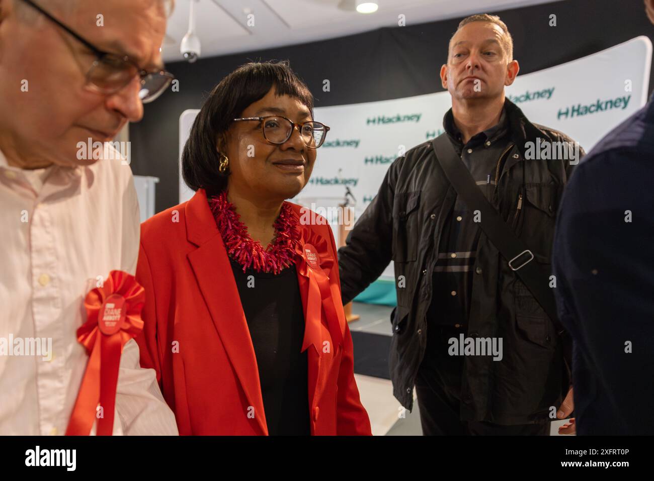 London, Großbritannien. 5. Juli 2024 als Dianne Abbott, Labour-Abgeordnete für Hackney North und Stoke Newington nach ihrer Wiederwahl mit 23.355 Stimmen bei den britischen Parlamentswahlen 2024. Credit Milo Chandler/Alamy Live News Stockfoto