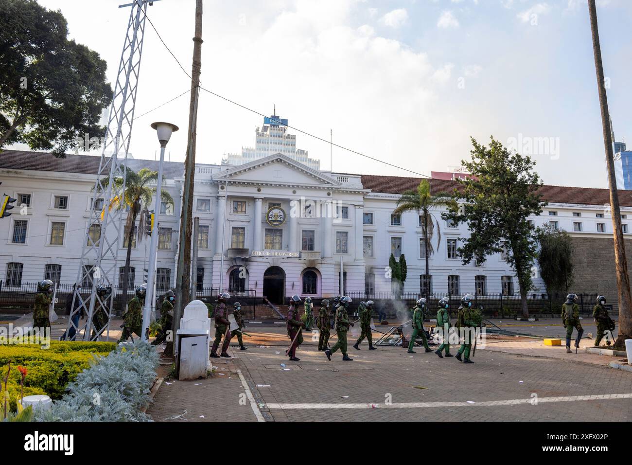 Nairobi, Kenia - 25. Juni 2024. Die Polizei und Demonstranten führten tagelange Schlachten, als Tausende Kenianer gegen das Finanzgesetz von 2024 protestierten Stockfoto