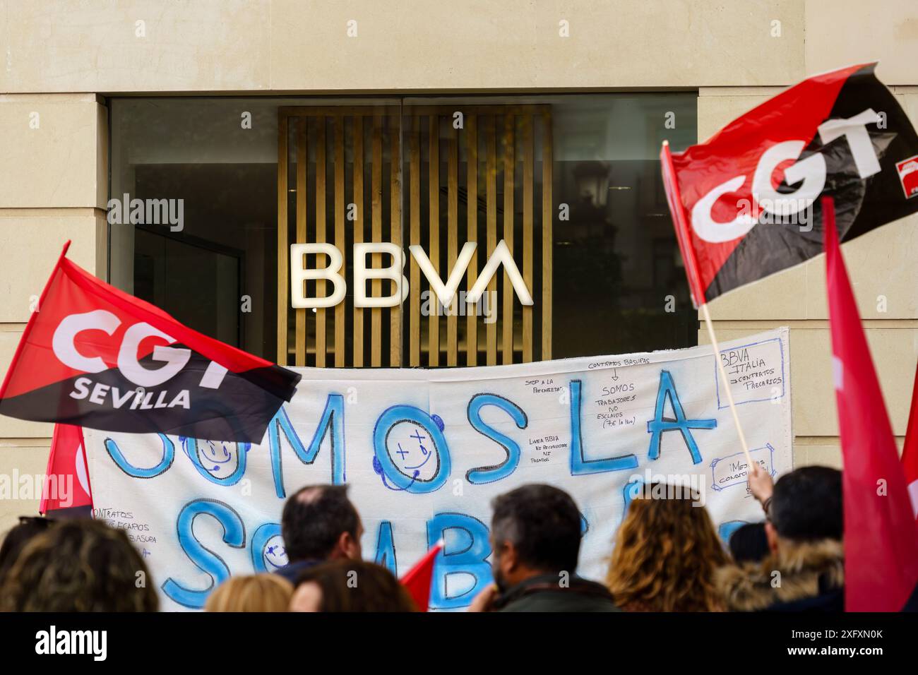 Sevilla, Spanien. 5. Februar 2024: Demonstration der gewerkschaft CGT auf der Straße. Stockfoto