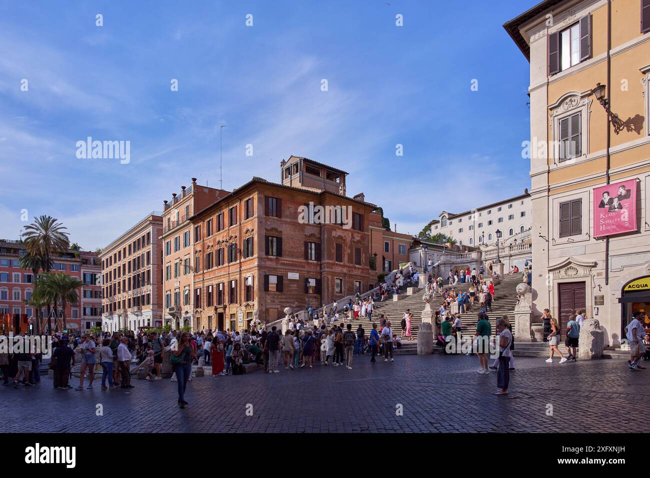 Piazza di Spagna und die Spanische Treppe in Rom, Italien Stockfoto