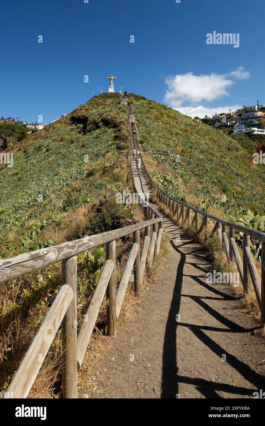 Christus-Erlöser-Statue in Ponta do Garajau bei Canico, Canico, Ilha de Madeira, Atlantik, Insel Madeira, Portugal Stockfoto