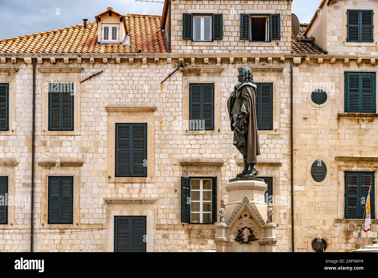 Ivan Gundulic Statue auf dem Gundulic Platz in Dubrovnik, Kroatien, Europa Stockfoto