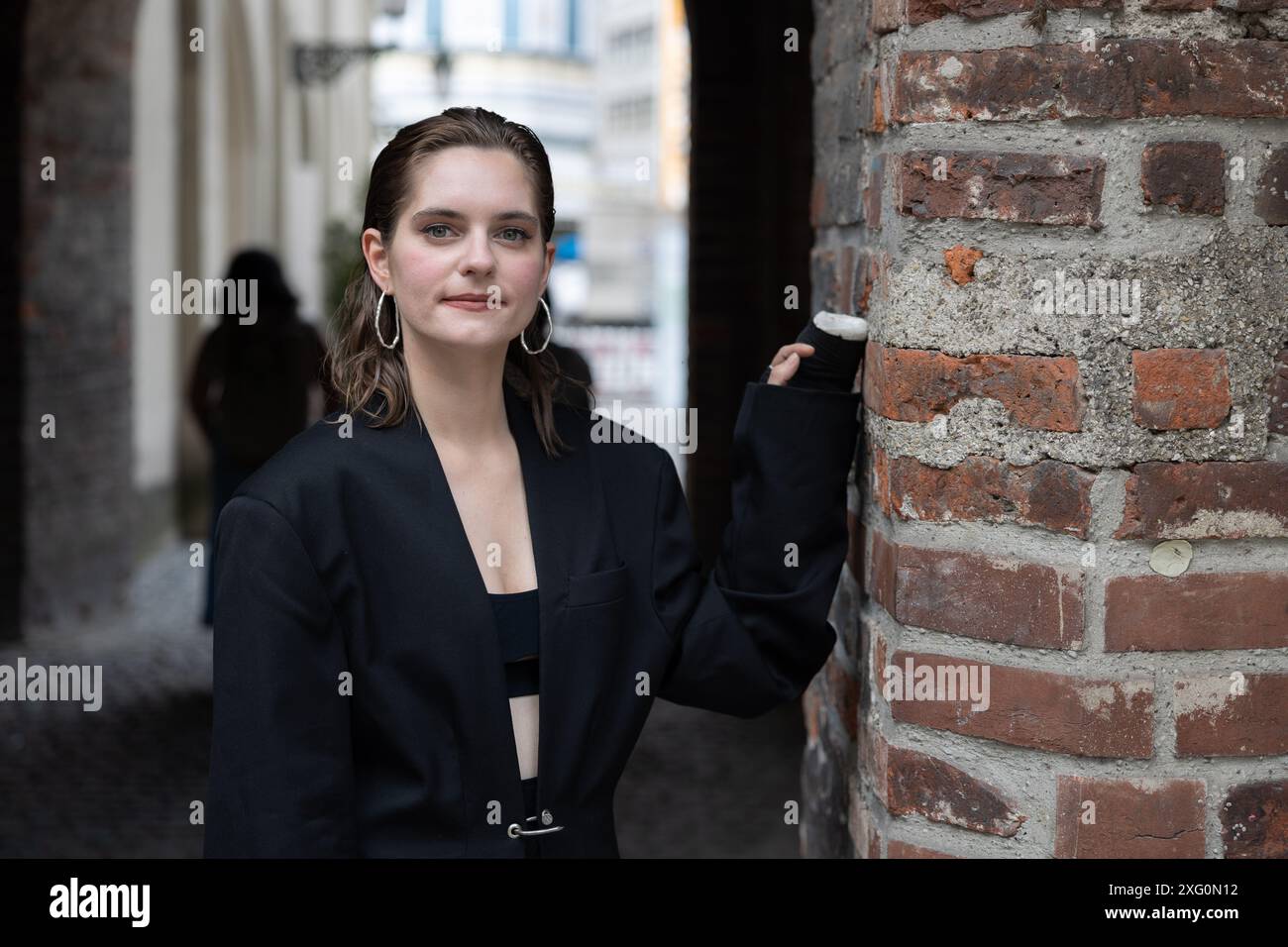 München, Deutschland. Juli 2024. Vanessa Loibl Portrait bei der Premiere von MUeNTER & KANDINSKY während der Filmfestspiele München am 5. Juli 2024 in München. (Foto: Alexander Pohl/SIPA USA) Credit: SIPA USA/Alamy Live News Stockfoto