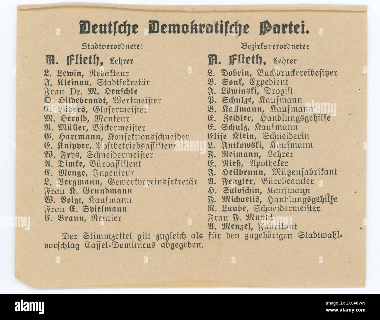 Stimmzettel/ Wahlzettel der Reichstagswahl 1920 - die Reichstagswahl vom 6. Juni 1920 war die zweite Wahl während der Weimarer Republik und die erste zu einem regulären Deutschen Reichstag. Die Bundestagswahl 1920 fand am 6. Juni 1920 zur Wahl des ersten Reichstags der Weimarer Republik statt. Sie folgte der im Januar 1919 gewählten Weimarer Nationalversammlung, die die republikanische Verfassung ausgearbeitet und ratifiziert hatte. Stockfoto