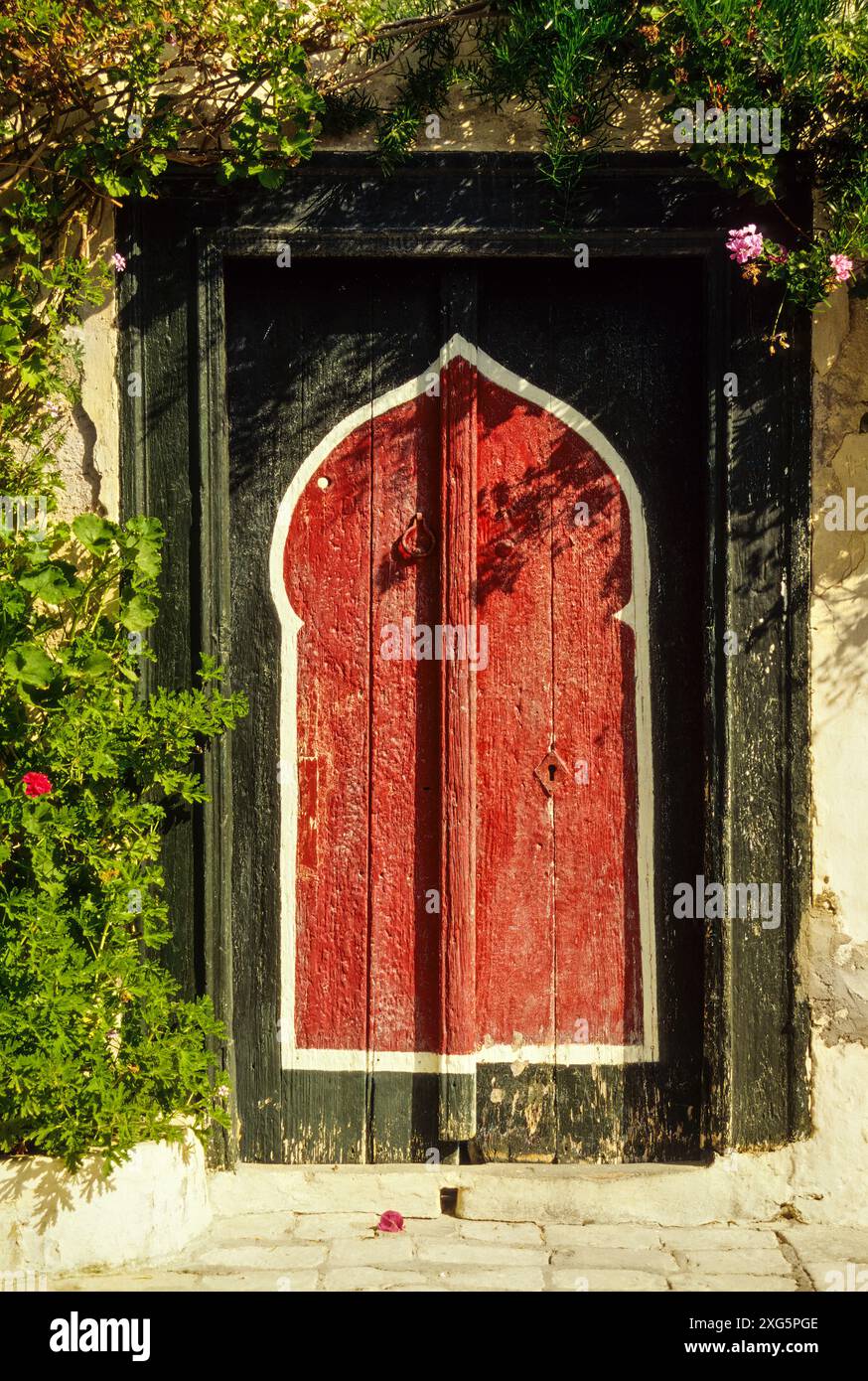 Tunesien, Sidi Bou sagte.  Kleine Tür. Stockfoto