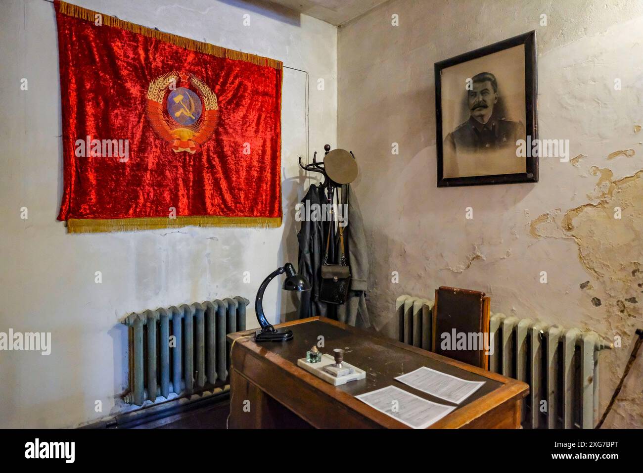 Gori, Georgien - 3. Juli 2024: Das Joseph Stalin Museum, das dem Leben von Joseph Stalin gewidmet ist, befindet sich in Gori, Georgien. Stockfoto