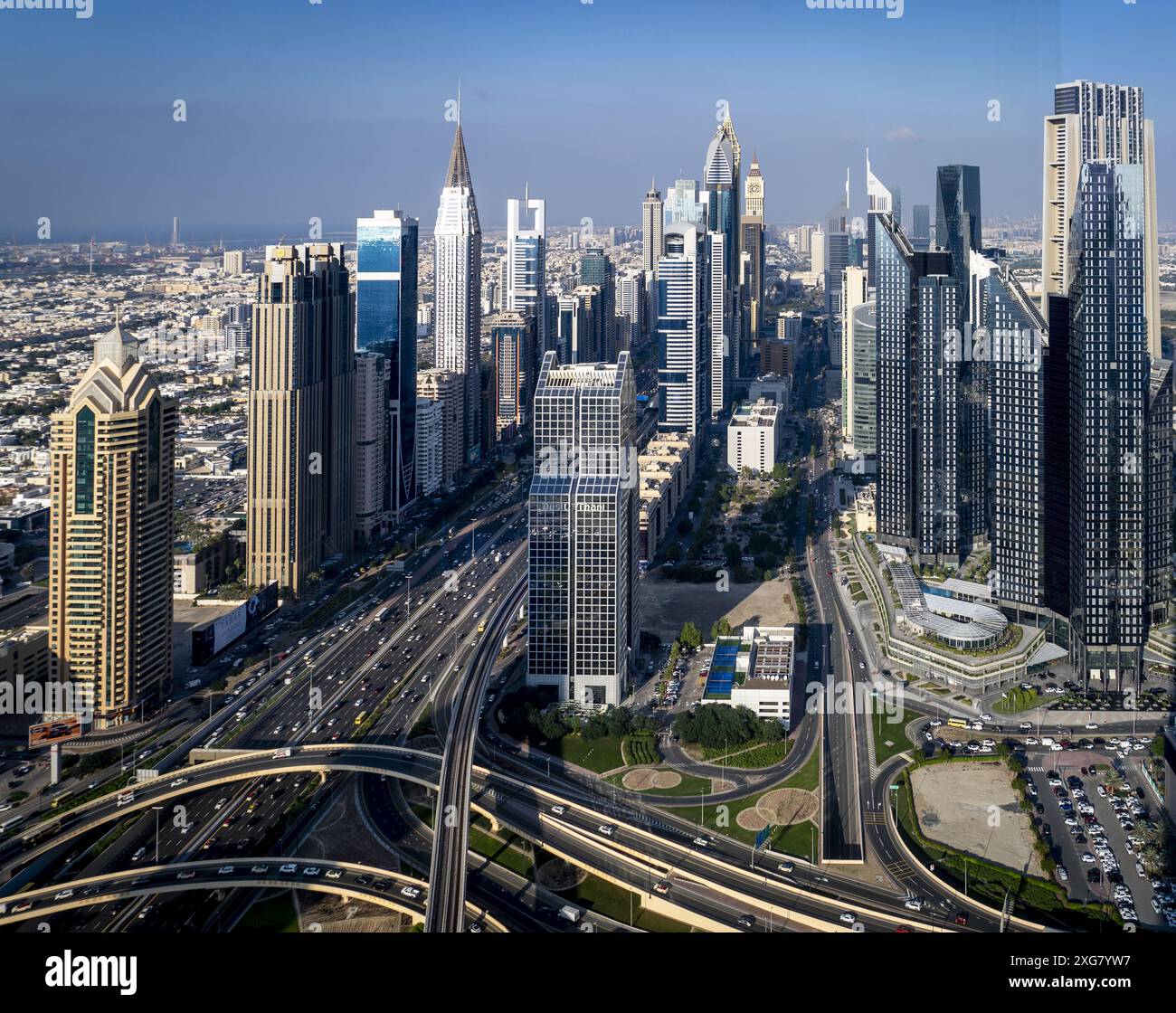 Skyline von Dubai vom Burj Khalifa aus gesehen Stockfoto