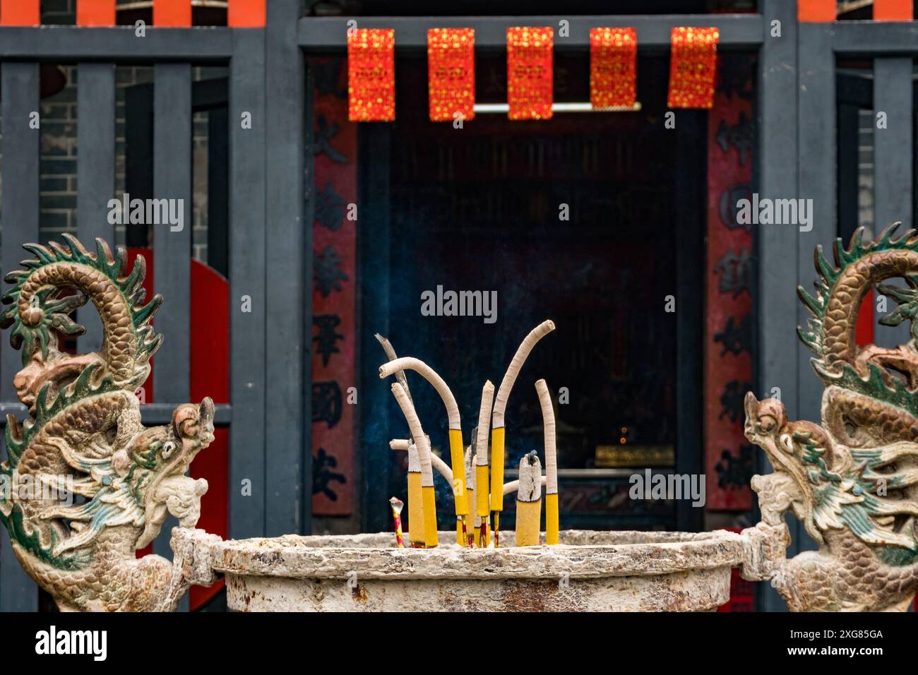 Macao, 29. März 2019: Besonders der kleine Na Tcha Tempel in der Nähe der alten Stadtmauer in Macau an einem bewölkten Tag Stockfoto