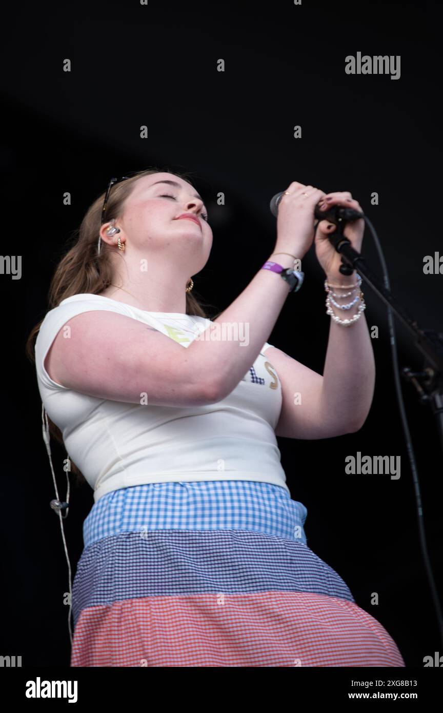 London, Vereinigtes Königreich. Juli 2024. Nell Mescal spielt ein Set auf der Rainbow Stage im BST Hyde Park und unterstützt Shania Twain. Cristina Massei/Alamy Live News Stockfoto