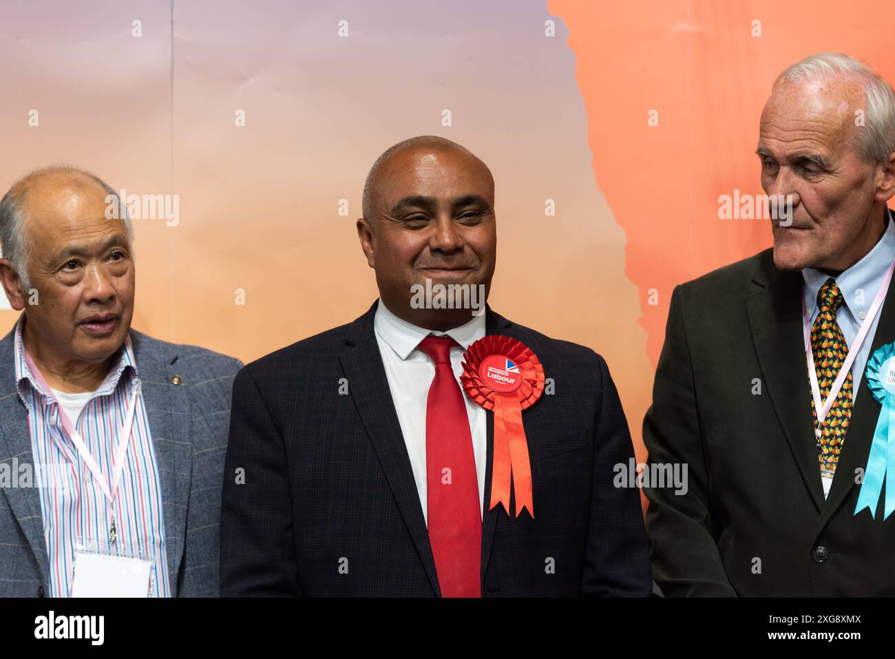 Sieger des Labour-Kandidaten David Burton-Sampson bei den Parlamentswahlen 2024 in Southend on Sea, Essex, Großbritannien. Ergebnisse Stockfoto