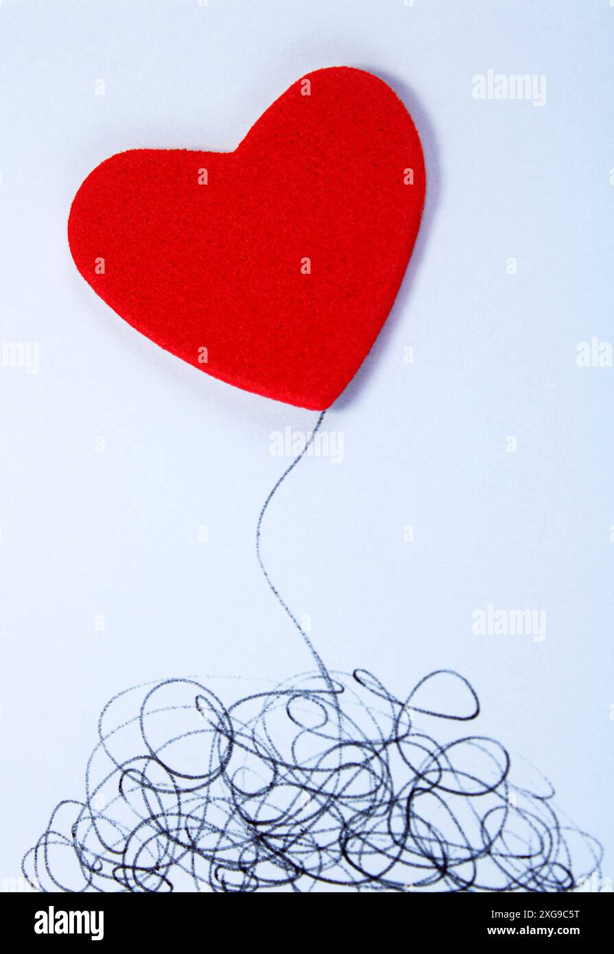 Herz, das den Weg findet, Konflikte zu lösen Stockfoto