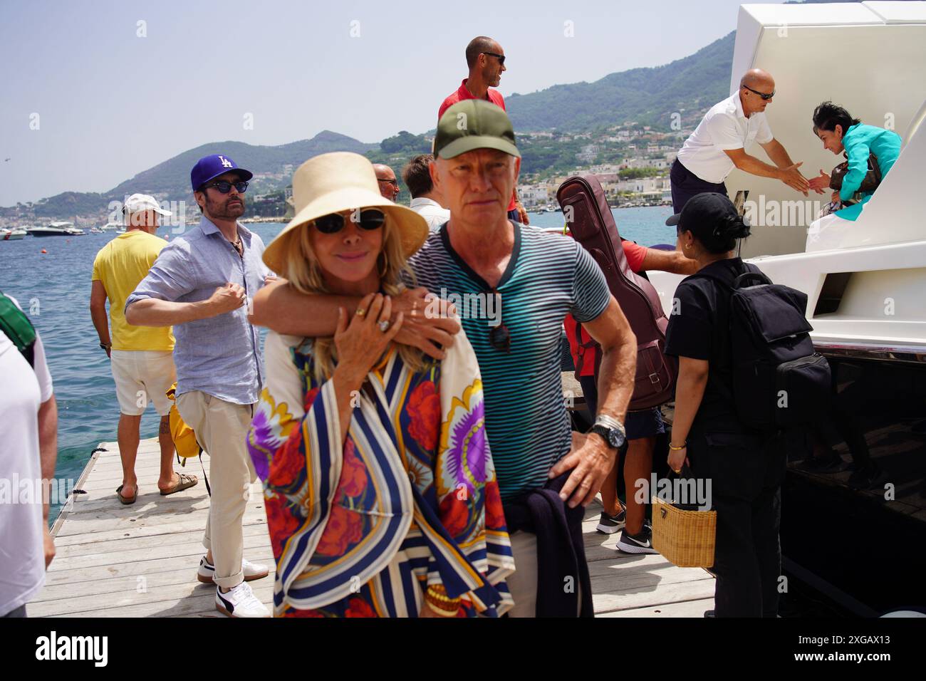 Ischia 7. Juli 2024 erste Ankunft in Ischia für das Ischia Global Festival Sting mit seiner Frau Trudie Styler in der Regina Isabella in Lacco Ameno. Stockfoto