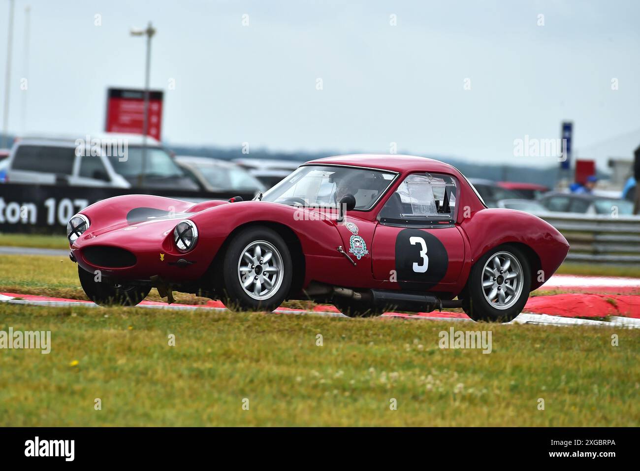 Celia Stevens, Ginetta G4, eine Veranstaltung mit zwei unterschiedlichen Kategorien, HRDC Dunlop Allstars für Sport-, GT- und Touring-Fahrzeuge vor 1966. Die Allstars Res Stockfoto