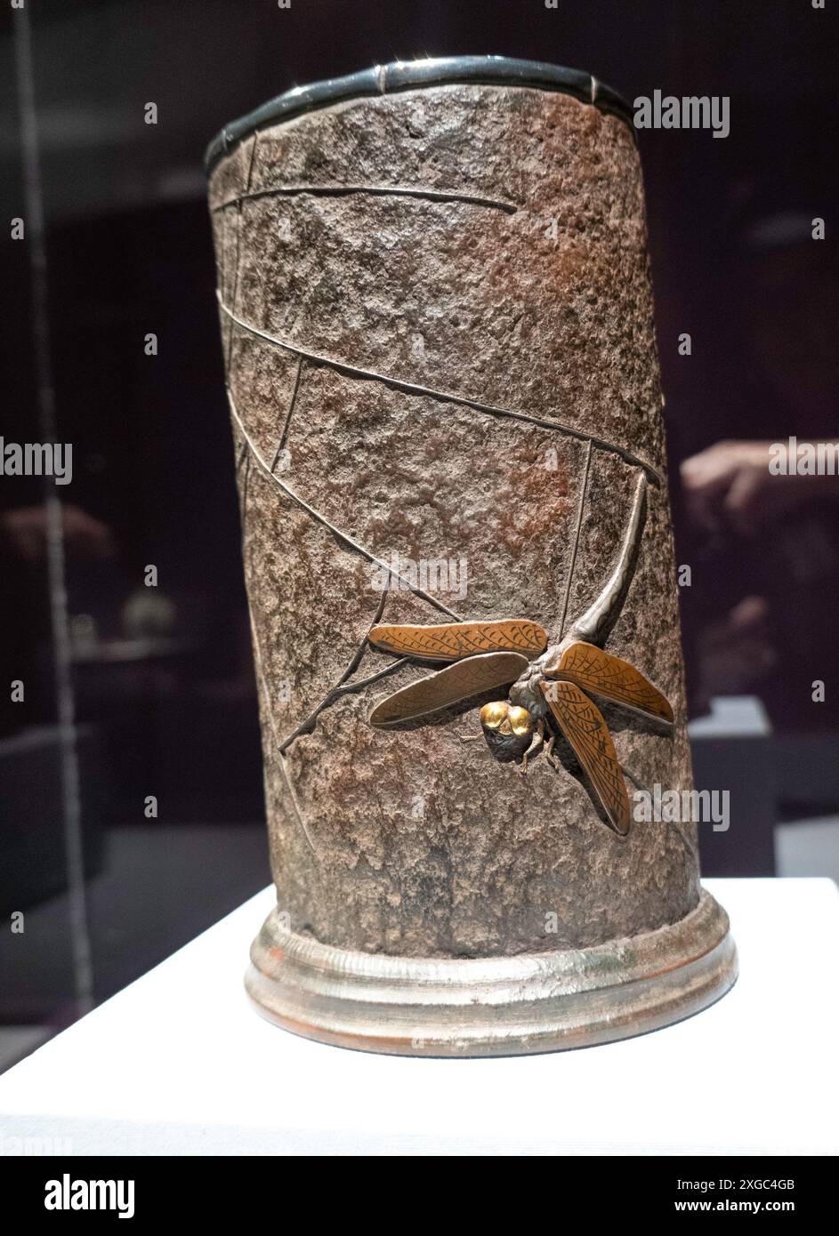 Ausstellung „Collecting Inspiration: Edward C. Moore at Tiffany & Co.“ im Metropolitan Museum of Art, New York City, USA 2024 Stockfoto