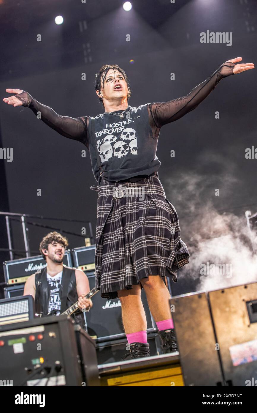 Mailand Italien. Juli 2024. Der englische Sänger, Songwriter und Schauspieler Dominic Richard Harrison, bekannt als YUNGBLUD, tritt live auf der Bühne des Ippodromo SNAY San Siro während des I-Days Milano Coca-Cola Festivals auf. Stockfoto