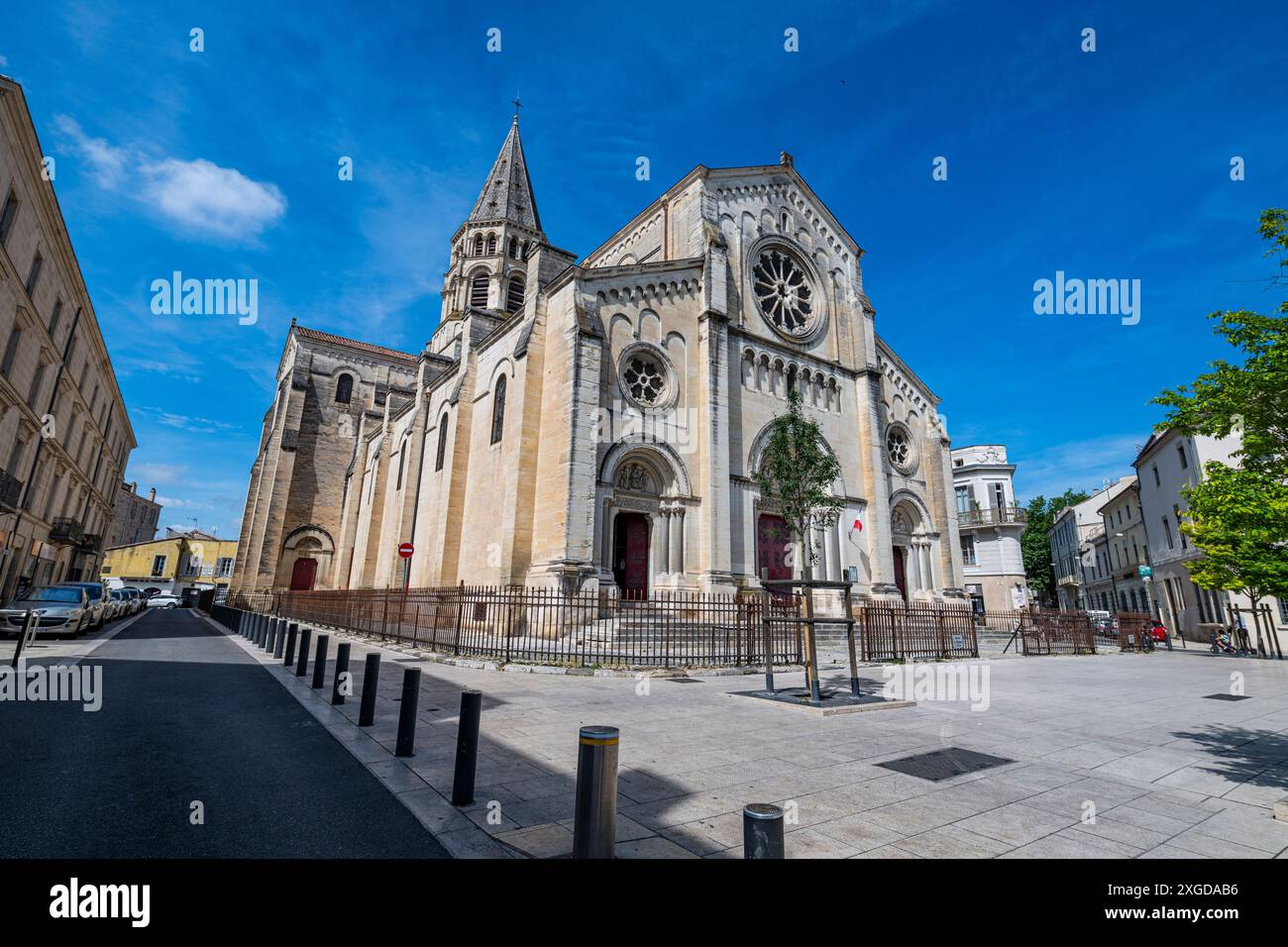 Saint Paul Church, Nimes, Gard, Okzitanien, Frankreich, Europa Stockfoto