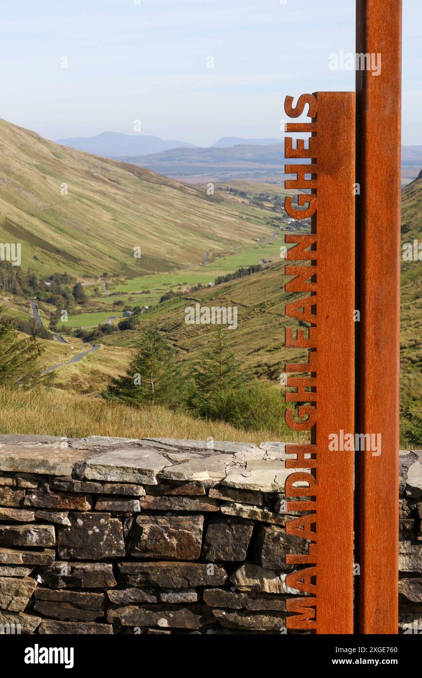valley Irish Country County Donegal Wild Atlantic Way Markierer Glencolmcille Valley. Stockfoto