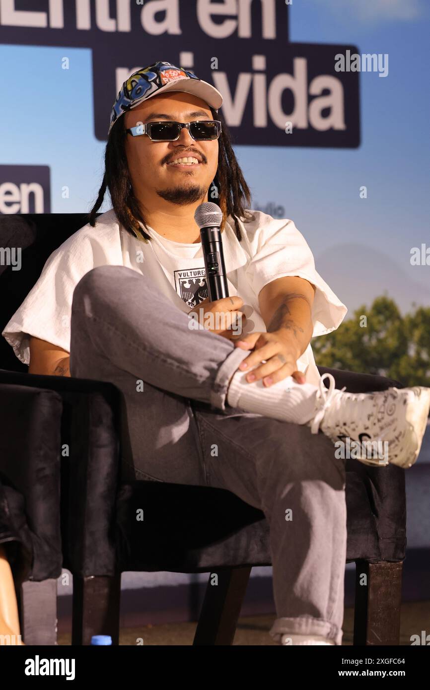 Mexiko-Stadt, Mexiko. Juli 2024. Lalo Elizarraras spricht während einer Pressekonferenz für „Entra en Mi Vida“ im Cinepolis Miyana in Mexiko-Stadt am 8. Juli 2024. (Foto: Yamak Perea/Eyepix Group) (Foto: Eyepix/NurPhoto) Credit: NurPhoto SRL/Alamy Live News Stockfoto