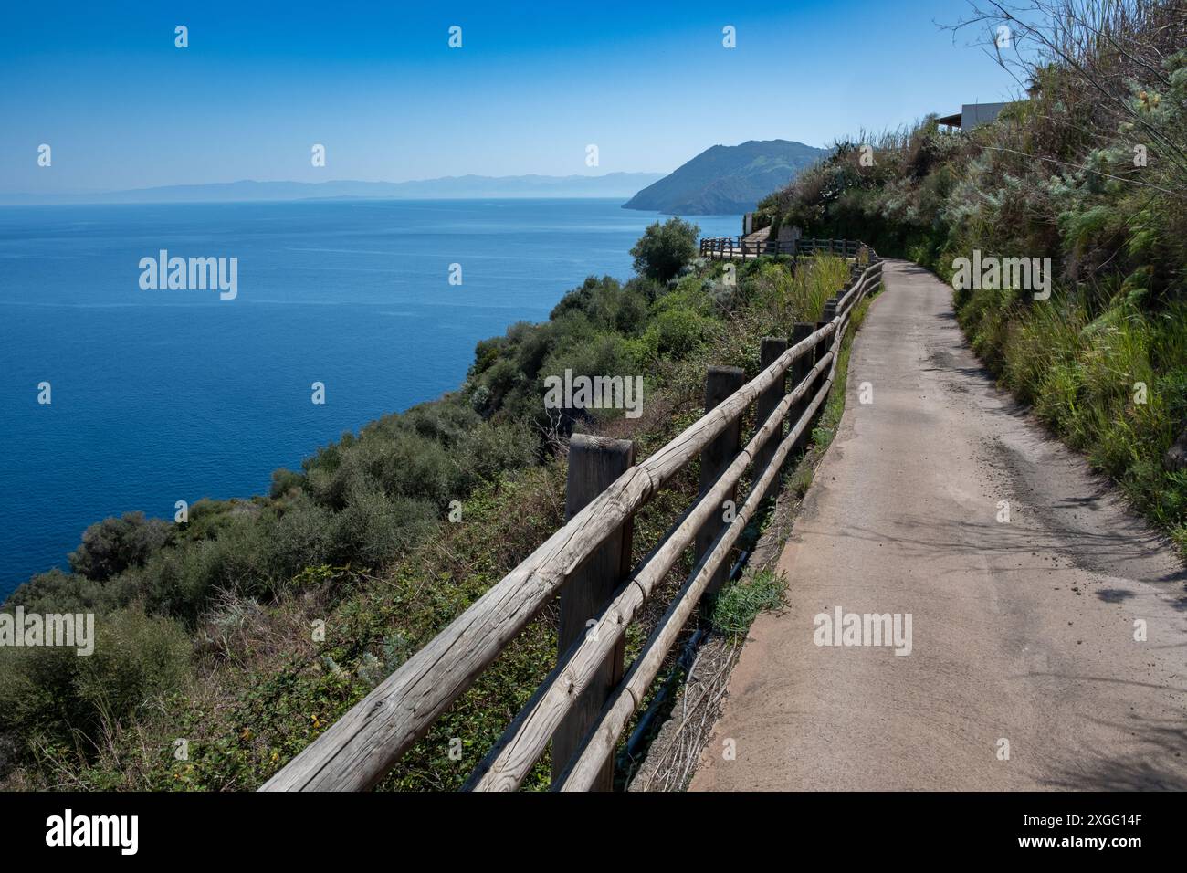 Stunning view along the coast of Lipari Island, Aeolian Islands, Italy Stockfoto