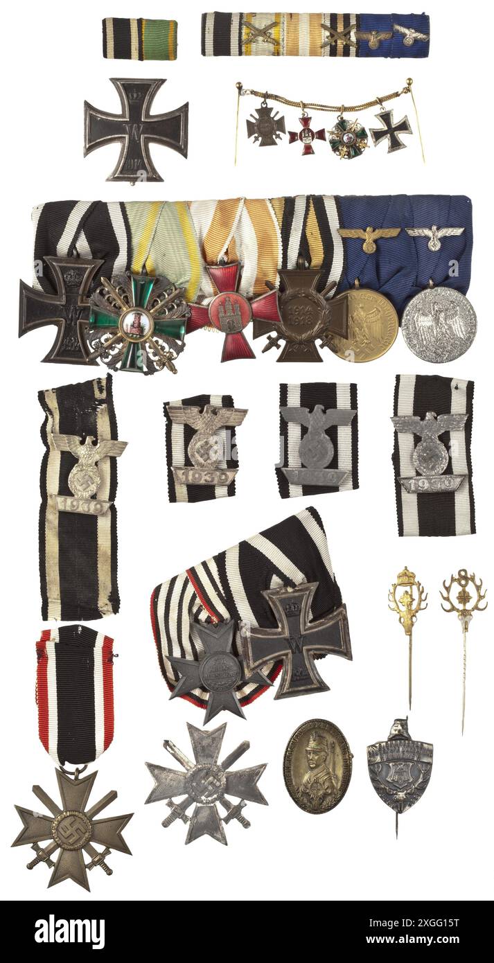 Medaillen und Dekorationen, Ritterorden, Ritterkreuz, 20. Jahrhundert, PROPERTY-RELEASE | REDTORIAL-USE-ONLY Stockfoto