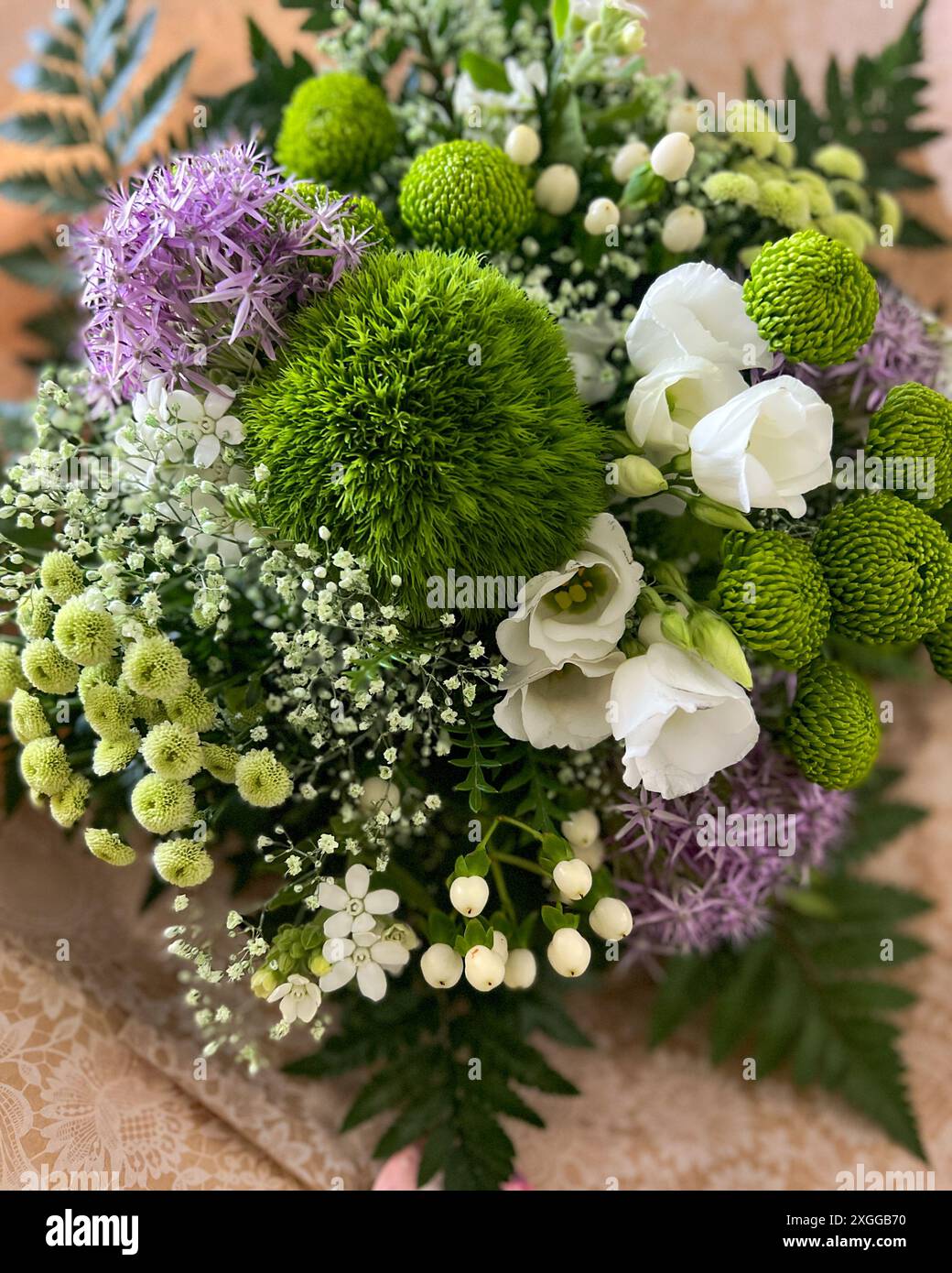 Blumen, lila, Rose, Brautstrauß, Dekoration, Tisch, Blüte, Hochzeit, Arrangement, Veranstaltung Stockfoto