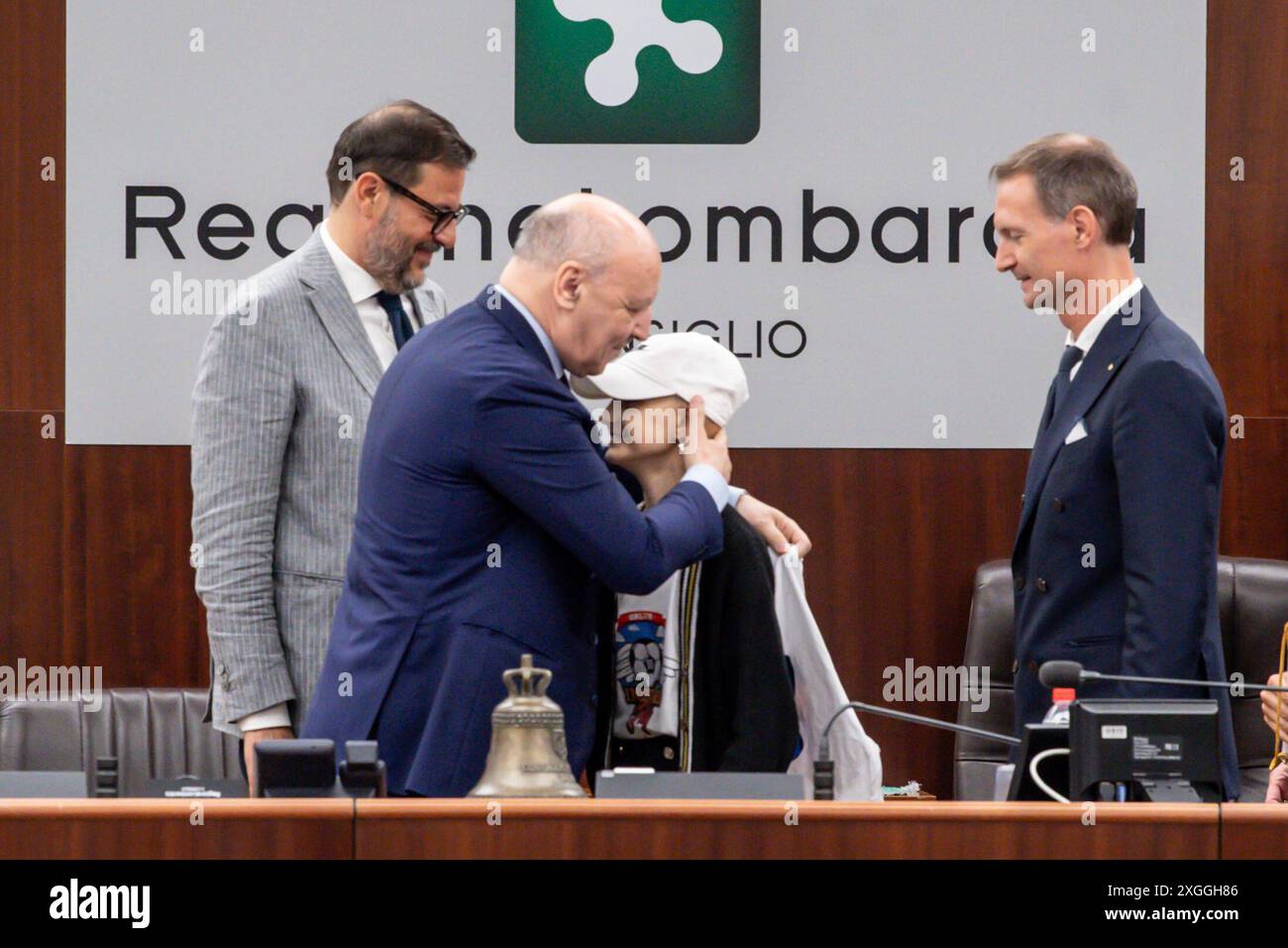 Mailand, Italien. Juli 2024. Presidente dell'Inter Beppe Marotta alla Premiazione delle squadre professionistiche lombarde in Consiglio regionale per i risultati ottenuti nella stagione sportiva 2023/2024 - Milano - Marted&#xec; 09 Luglio 2024 (Foto Claudio Furlan/Lapresse) Inter President Beppe Marotta bei der Preisverleihung der lombardischen Profi-Teams im Regionalrat für ihre Leistungen in der Sportsaison 2023/2024 - Mailand - Dienstag, 09. Juli 2024 (Foto Claudio Furlan/Lapresse) Credit: LaPresse/Alamy Live News Stockfoto