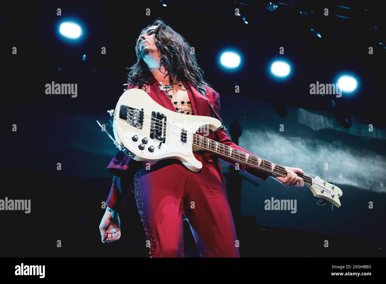 ITALIEN, MANTOVA, MANTOVA SOMMER FESTIVAL 7. JULI: Sam Kiszka, Bassist der amerikanischen Band Greta Van Fleet, tritt live auf der Bühne für das einzige italienische Starcatcher Tour-Konzert auf Stockfoto