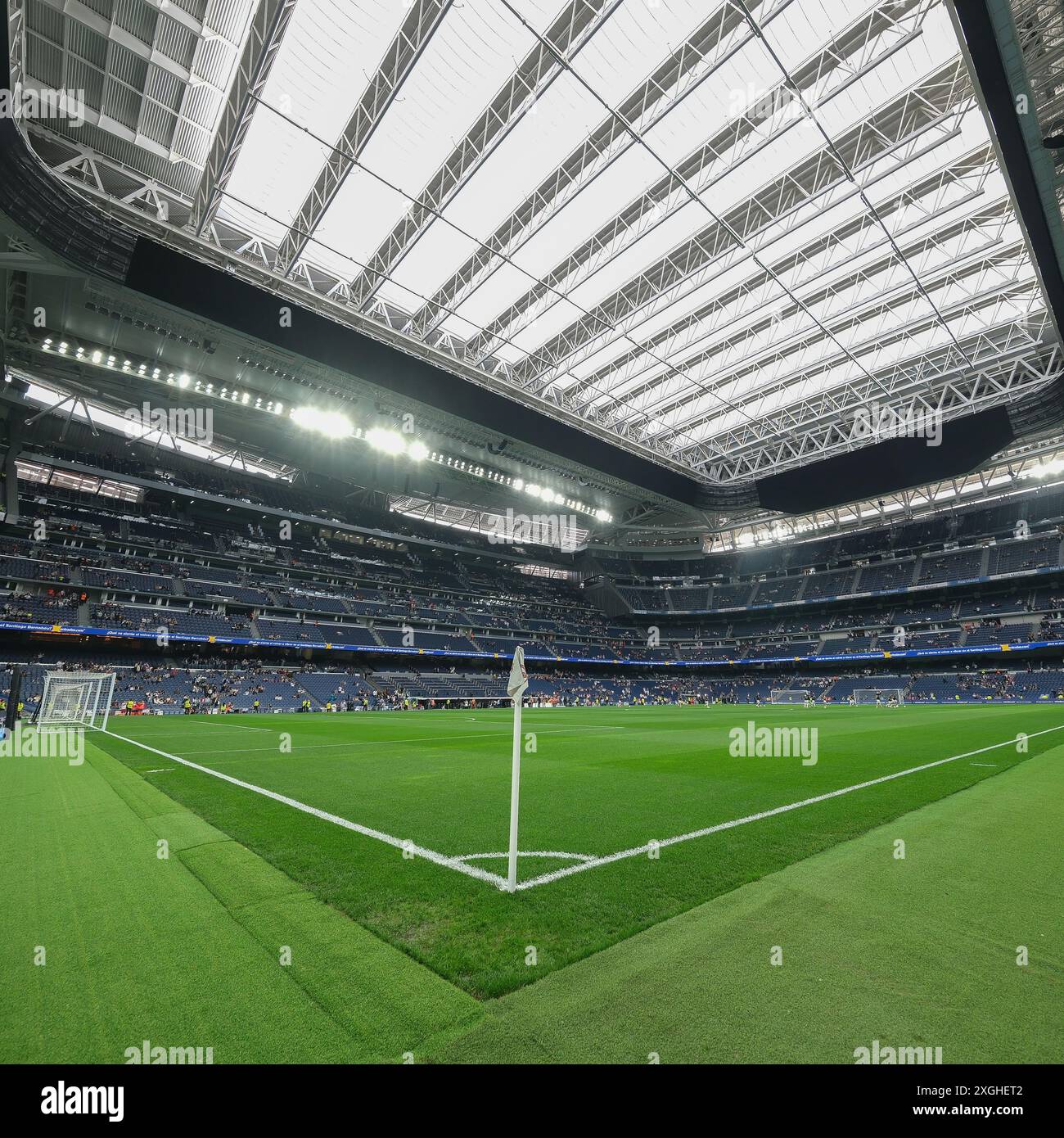 Madrid, Spanien. Juli 2024. Eine allgemeine Ansicht des Innenraums des Santiago Bernabeu Stadions von Real Madrid am 9. juli 2024 in Madrid, Spanien. (Foto: Oscar Gonzalez/SIPA USA) Credit: SIPA USA/Alamy Live News Stockfoto