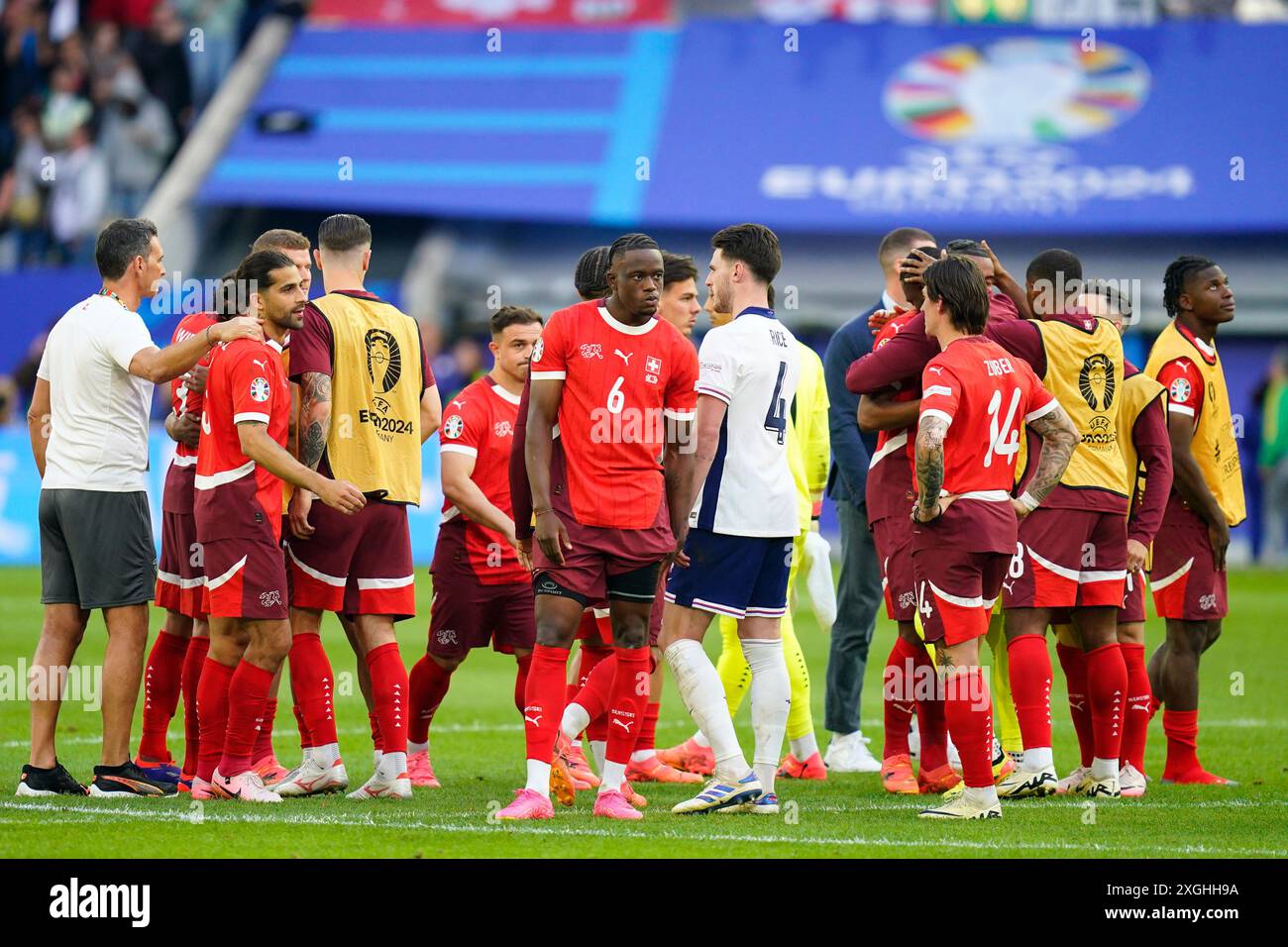 Dusserdolf, Deutschland. Juli 2024. Die Schweiz spielt beim Spiel der UEFA Euro 2024 zwischen England und der Schweiz. Das Viertelfinale wurde am 6. Juli 2024 in Dusserdolf Arena ausgetragen. (Foto: Sergio Ruiz/PRESSINPHOTO) Credit: PRESSINPHOTO SPORTS AGENCY/Alamy Live News Stockfoto