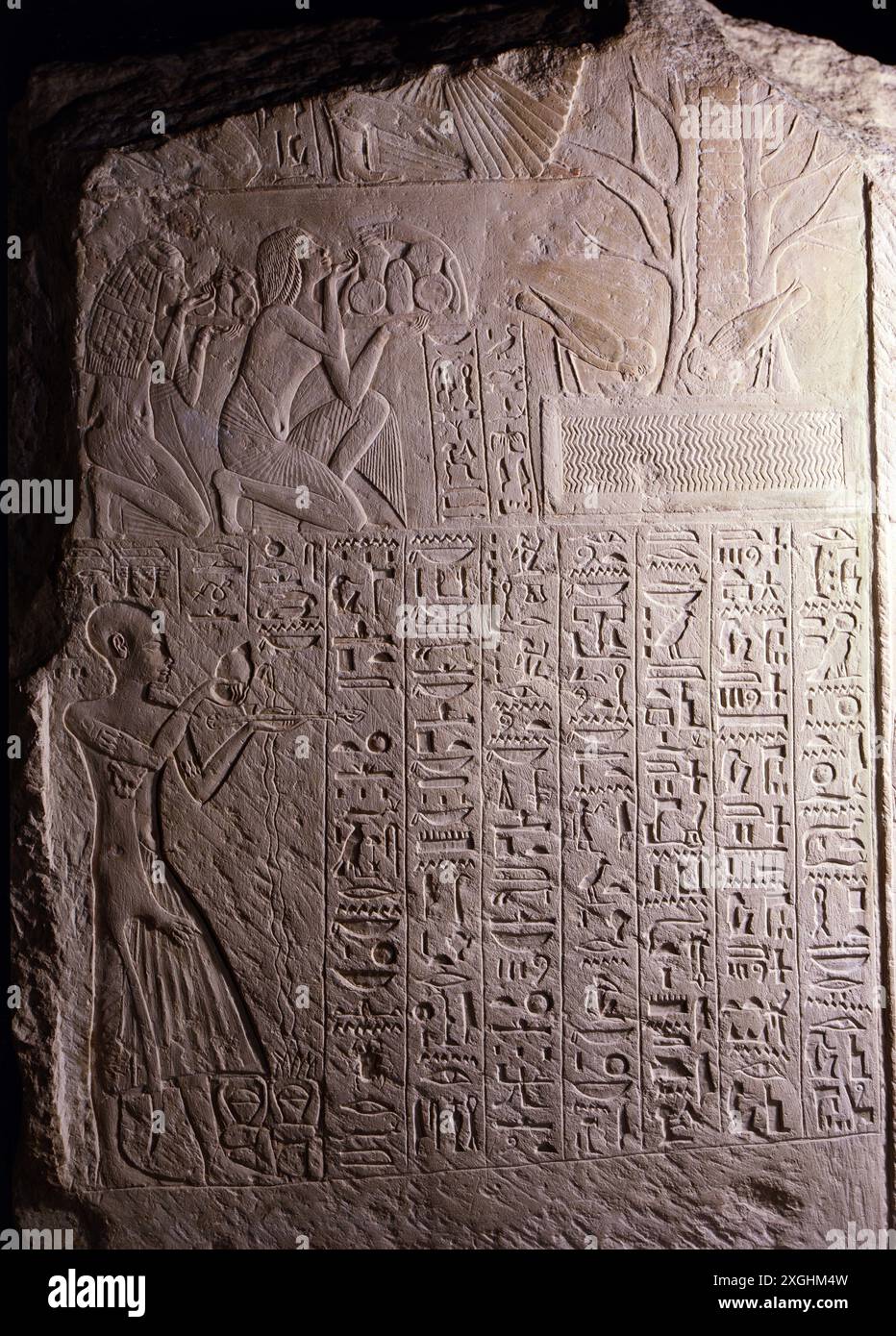 Bildende Kunst, Ägypten, Relief, Wandstück aus dem Grab des Goldschmieds Imeneminet, Sakkara, 15. Jahrhundert v. Chr., das URHEBERRECHT DES KÜNSTLERS MUSS NICHT GELÖSCHT WERDEN Stockfoto