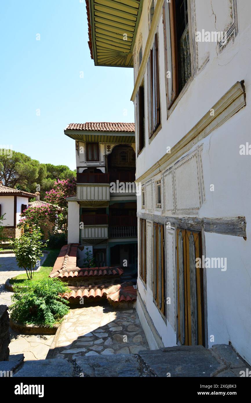 Das Cakir Aga Mansion befindet sich in der türkischen Stadt Birgi und wurde 1774 erbaut. Es ist eines der wichtigsten Beispiele der osmanischen Zivilarchitektur. Stockfoto