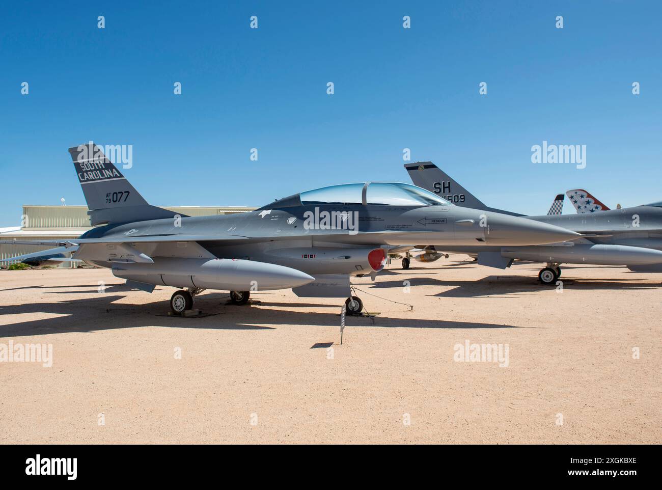 General Dynamics F-16A 1 Jet Kampfflugzeug im Pima Air & Space Museum in Tucson, AZ, USA Stockfoto