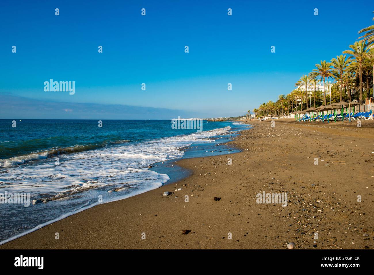 Playa de la Fontanilla Beach, Marbella, Costa Del Sol, Spanien Stockfoto