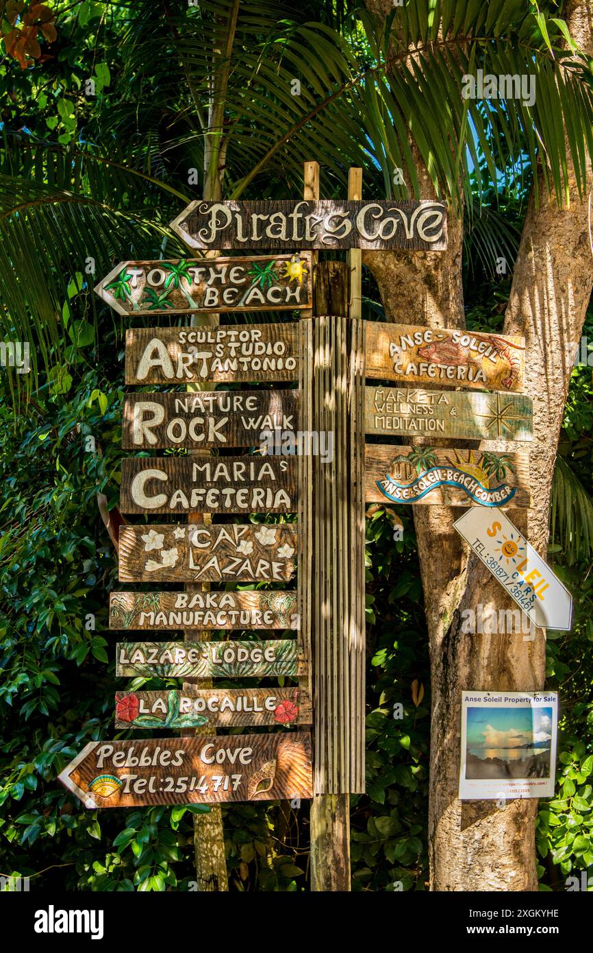 Baie Lazare (Lazare Bay) Strand, Mahe, Republik der Seychellen, Indischer Ozean. Stockfoto