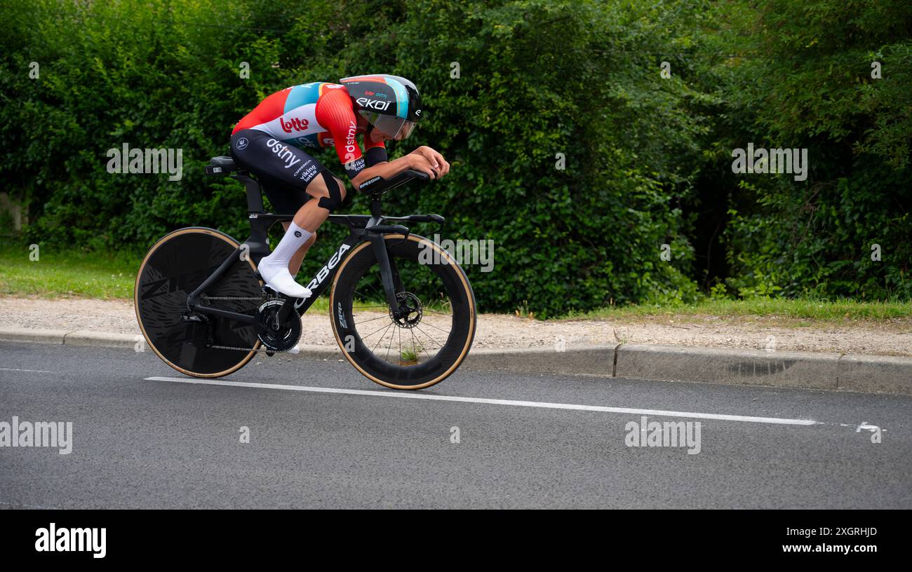 Maxim van Gils, Lotto Dstny, 2024 Tour de france Stage 7, Timetrial von Nuits-Saint-Georges nach Gevrey-Chambertin, Burgund, Frankreich. Stockfoto