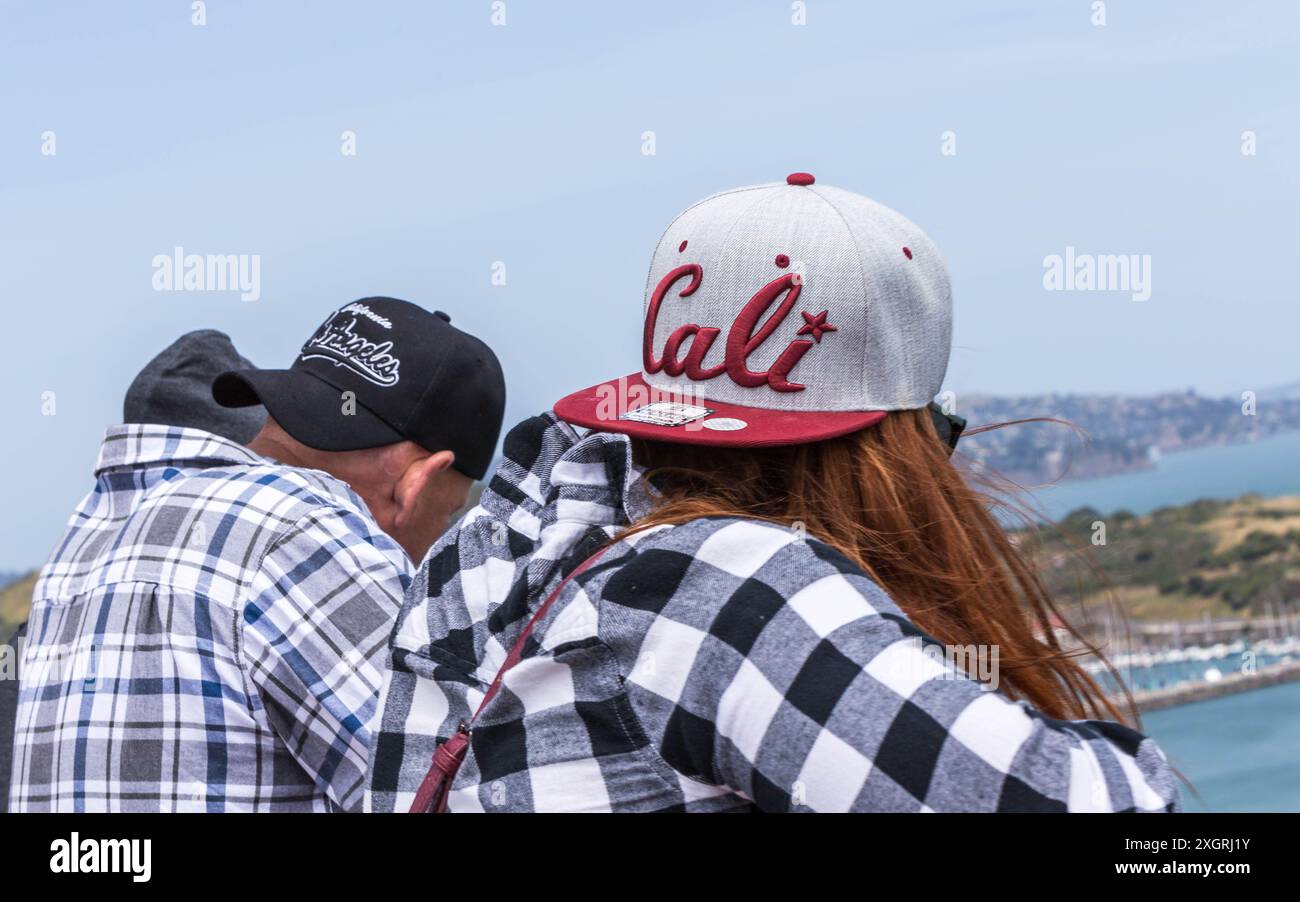 Touristen genießen die Aussicht von der Golden Gate Bridge San Francisco Stockfoto