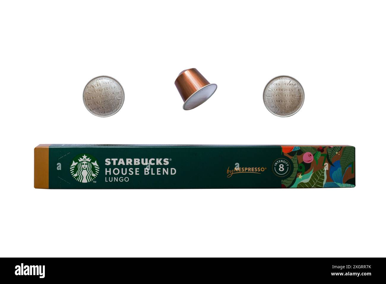 Schachtel Starbucks House Blend Lungo Kaffeekapseln mit Nespresso, aus der drei Kapseln entfernt wurden, isoliert auf weißem Hintergrund Stockfoto
