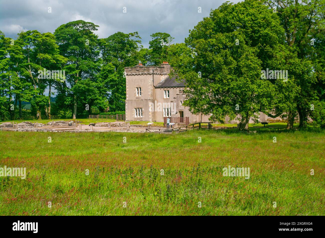 Haus aus dem 17. Jahrhundert in Birdoswald Roman Fort Gilsland, Brampton, Cumbria, England Stockfoto