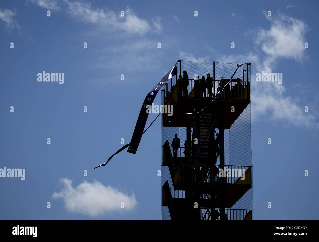 DEN HAAG - der neue Aussichtspunkt Binnenhof. Der 28 Meter hohe Turm bietet einen Panoramablick auf das Stadtzentrum, den historischen Binnenhof, den Ridderzaal und verschiedene Museen und Gebäude in der Umgebung. ANP SEM VAN DER WAL niederlande aus - belgien aus Stockfoto