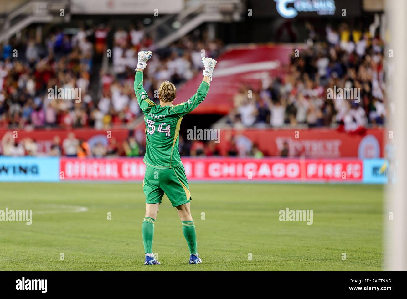 Torhüter Chris Brady vom Chicago Fire FC feiert nach dem Tor in Chicago, IL am 3. Juli 2024. Stockfoto